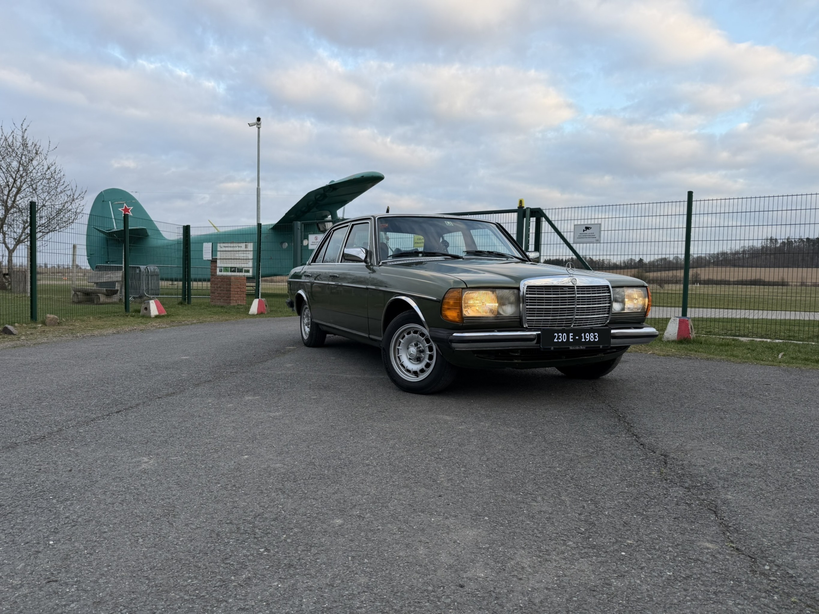 Mercedes 230E - Svadba