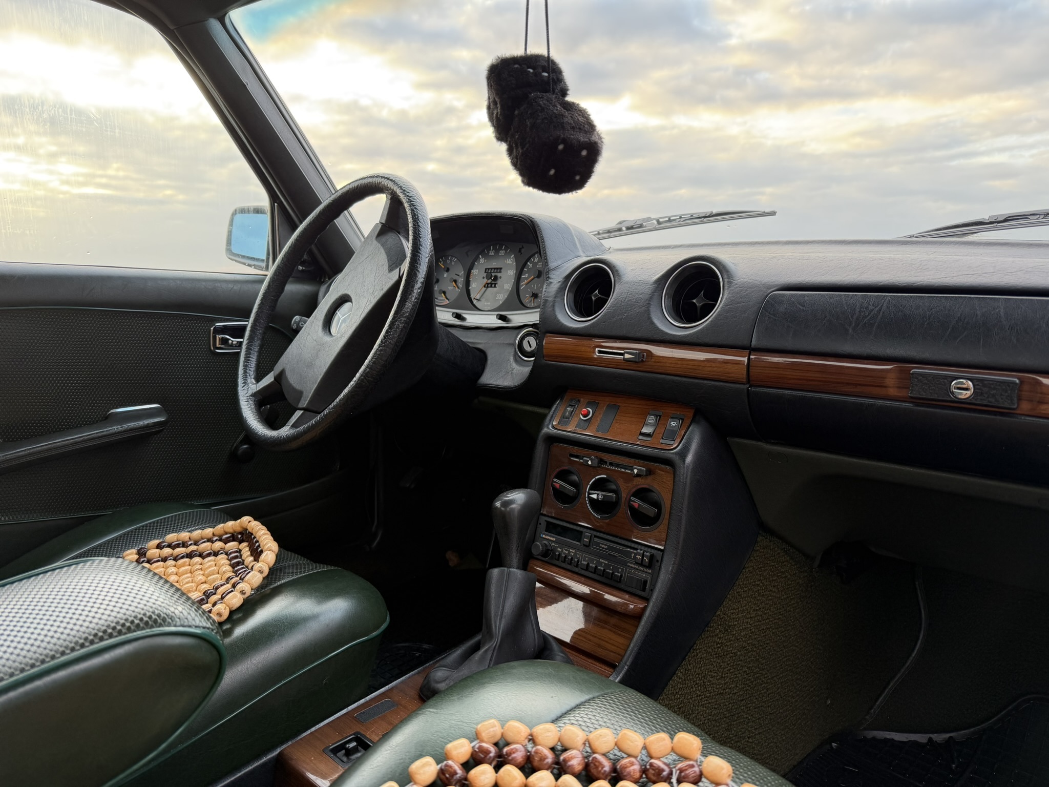 Mercedes 230E - Svadba