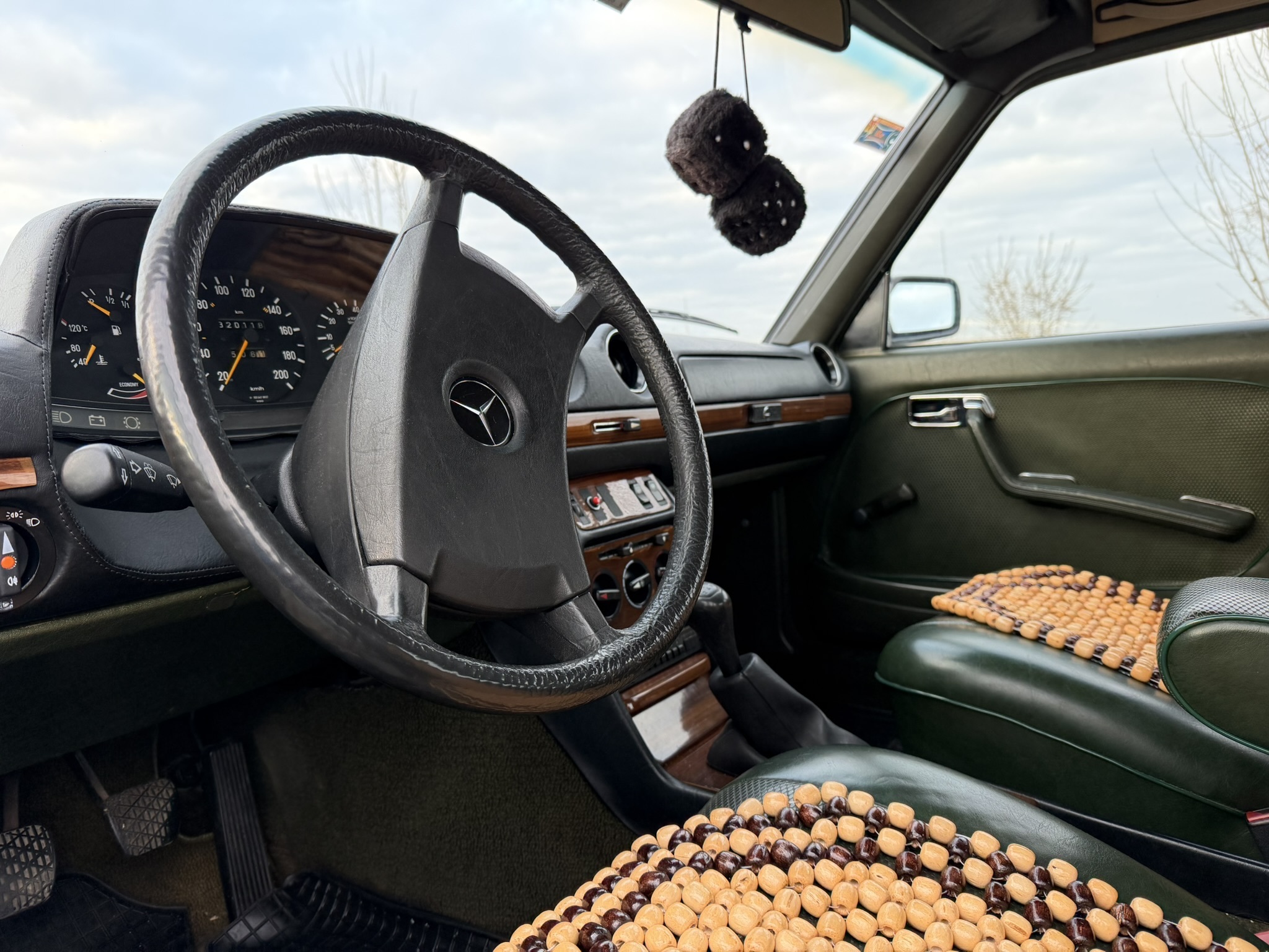 Mercedes 230E - Svadba