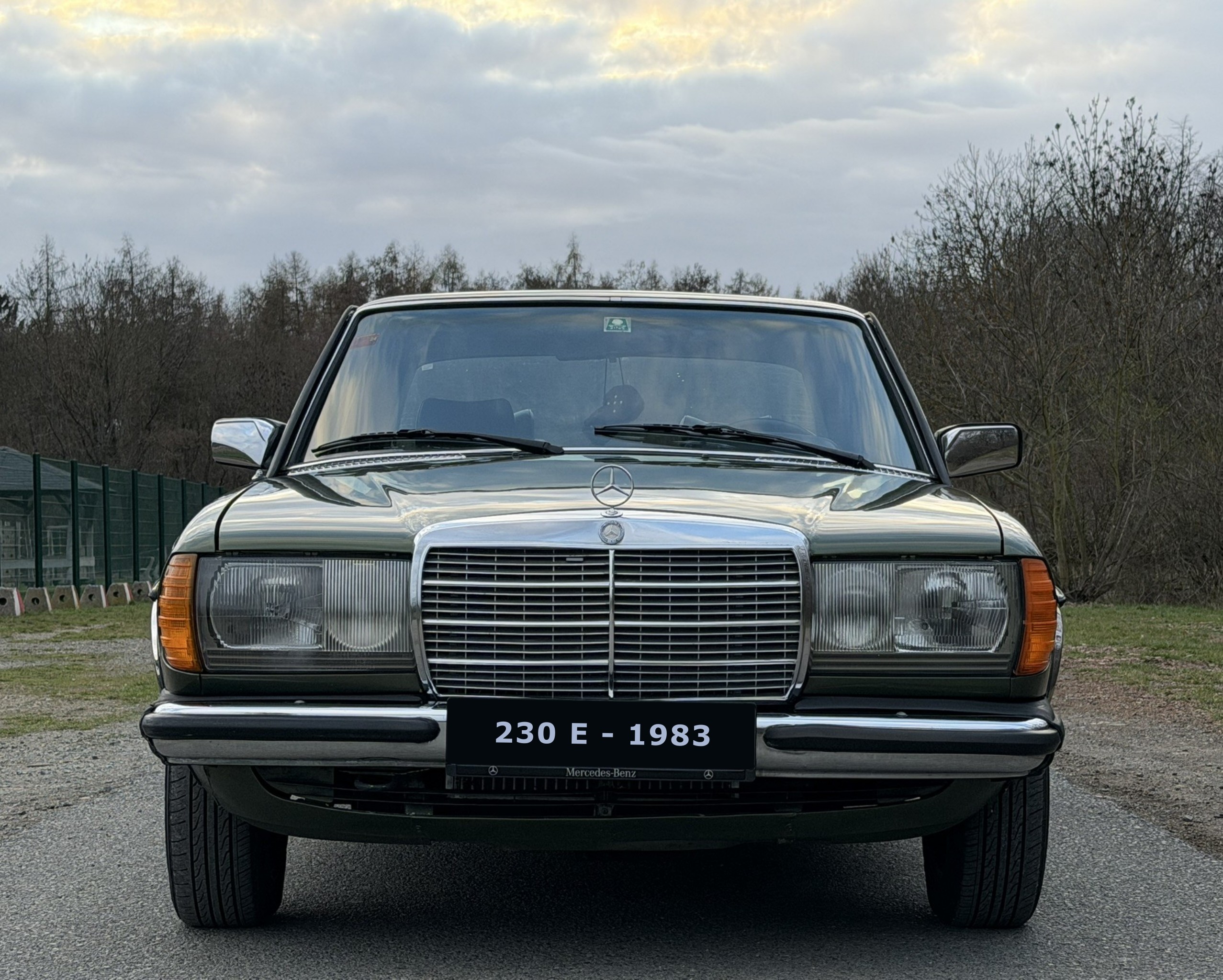 Mercedes-Benz 230E 1983